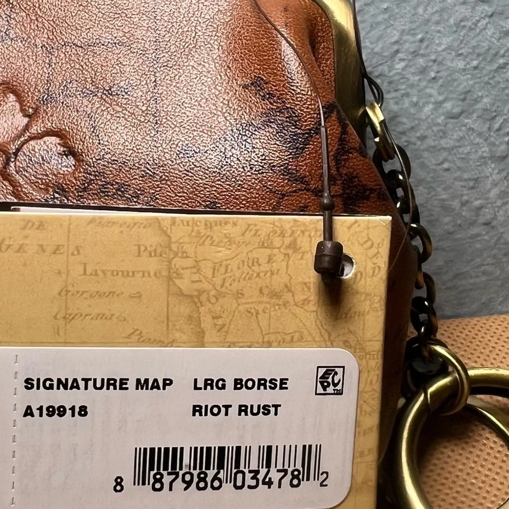 NWT Patricia Nash Borse Coin Purse/Key FOB- Signature Map